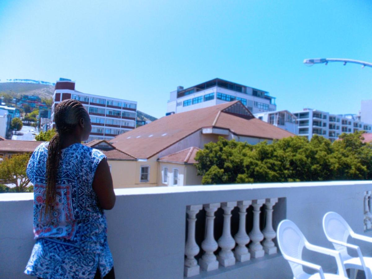 Trap Houz Backpackers Hostel Cape Town Exterior photo